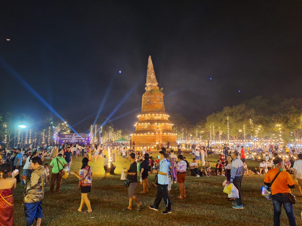 Lit up chedi within the festival area